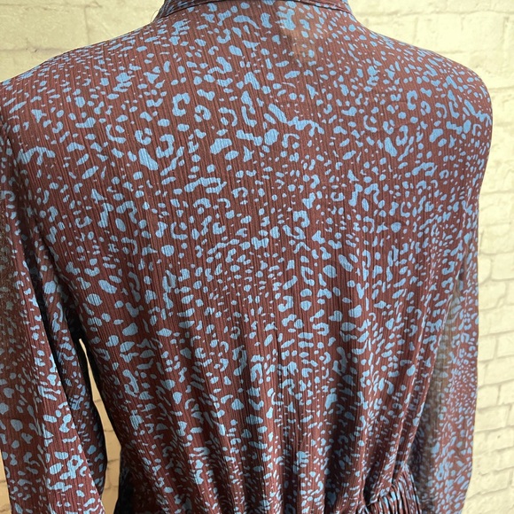 A new day size small burgundy and blue leopard print dress - Picture 4 of 8